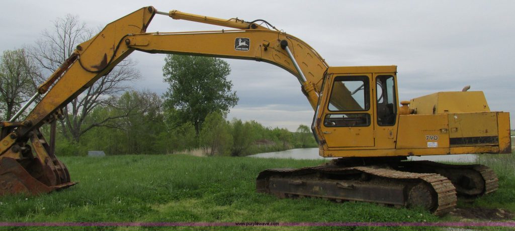 john deere 790 excavator