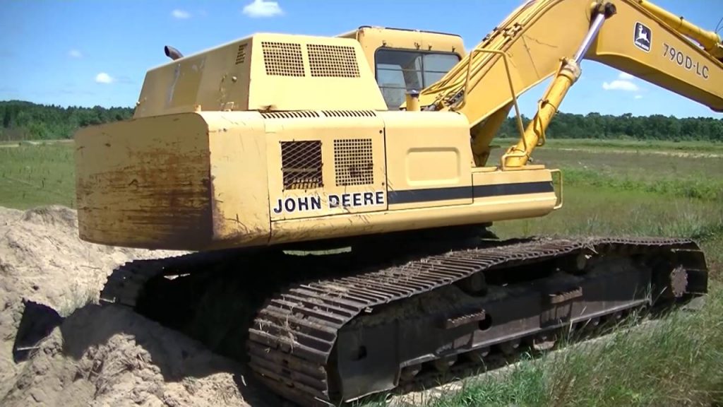 john deere 790 excavator